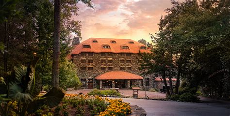 historic hotels in asheville nc.